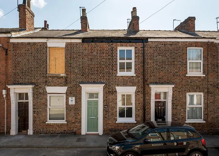 3 Hampden Street Stylish, 2-bed Terrace With Parking - Pass The Keys * York