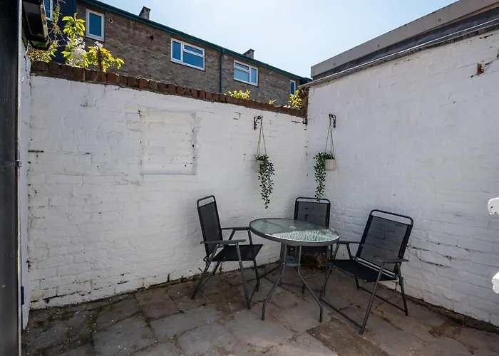 3 Hampden Street Stylish, 2-bed Terrace With Parking - Pass The Keys 度假居 约克