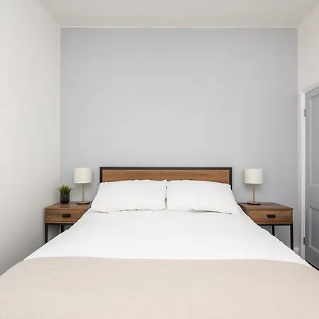 3 Hampden Street Stylish, 2-bed Terrace With Parking - Pass The Keys יורק